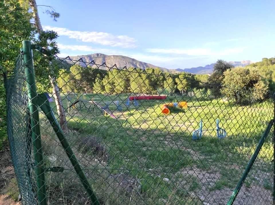 El Paraiso De Los Perros Polop Exteriör bild